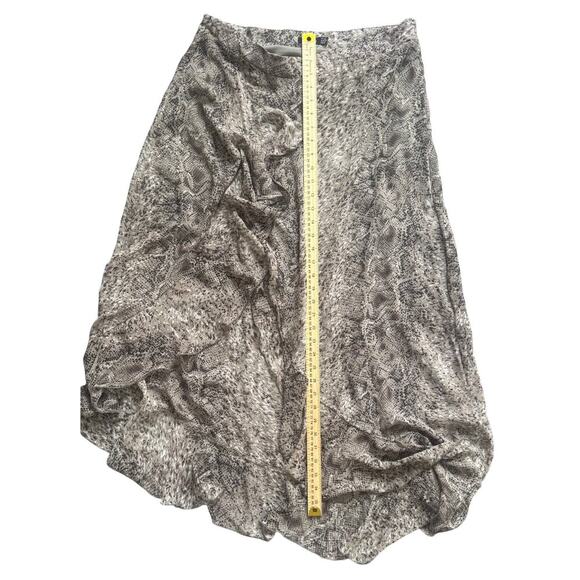 Boohoo Women’s Snake Print Ruffle Midi Skirt - Size US 12 / UK 16 / EU 44 - Picture 2 of 4